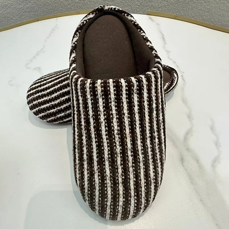 Ev Sessiz Pamuk Terlik